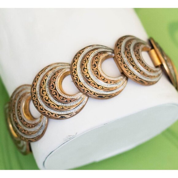 Vintage Intricate Shell Links Bracelet 7 inch by Spain - W8 - Picture 1 of 3